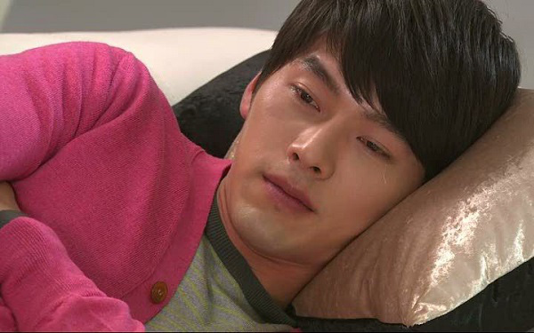 Vợ vào mạng xã hội hỏi chị em câu này khiến chồng tái mặt hoảng hốt - 1