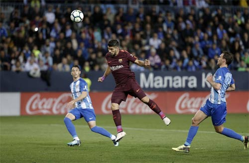 Chi tiết Malaga - Barcelona: Thong dong chơi bóng (KT) - 3