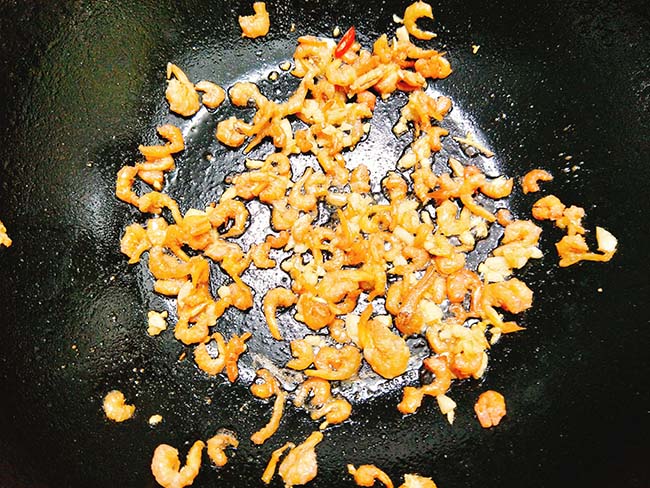 Nộm rau muống xanh mướt, giòn ngọt lại rất đậm đà - 4
