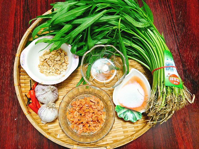 Nộm rau muống xanh mướt, giòn ngọt lại rất đậm đà - 2