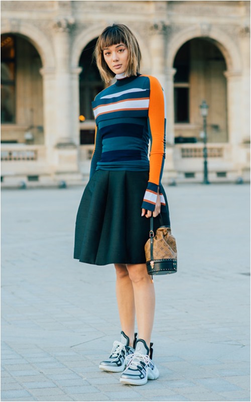 Giày "khủng bố" được các cô nàng khắp nơi săn lùng - 6