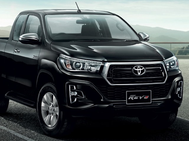 Tin tức ô tô - Toyota Hilux 2018 xuất hiện tại Malaysia mang phong cách của Toyota Tacoma