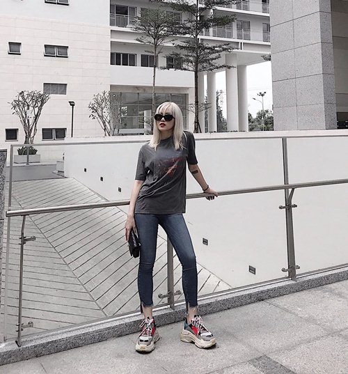 Sơn Tùng MTP và Thiều Bảo Trâm &#34;vô tình&#34; đi giày đôi 20 triệu - 5