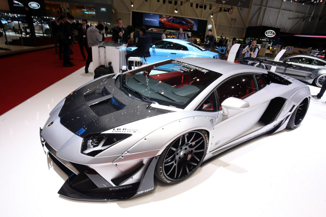 Dàn xe độ &#34;triệu đô&#34; của Liberty Walk tại Geneva Motor Show - 1