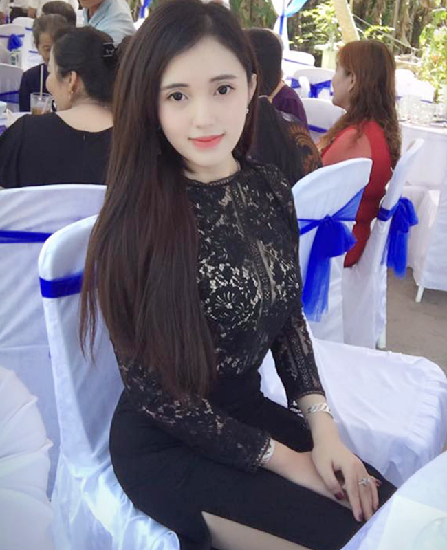 Cô nàng quyết định &#34;lột xác&#34; thành một cô gái thực sự bằng một chuyến bay đến Thái Lan - thiên đường của những người chuyển giới.&nbsp;