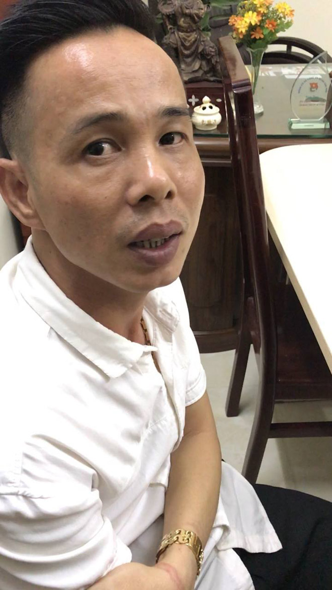 Cảnh sát đột kích, phát hiện bí mật trong quán cà phê ở Sài Gòn - 1