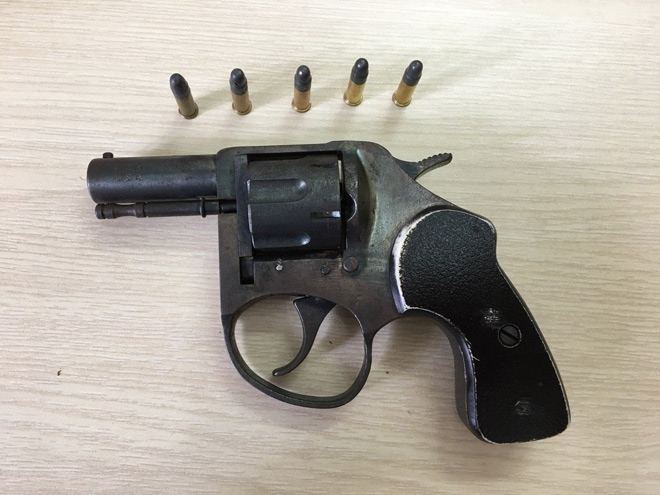 Cảnh sát đột kích, phát hiện bí mật trong quán cà phê ở Sài Gòn - 2