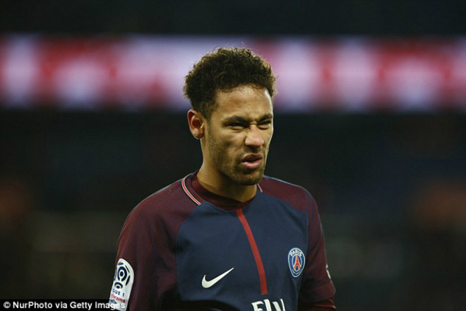 PSG “nài nỉ&#34; Neymar: Sếp lớn sang tận Brazil, 400 triệu euro của Real để ngỏ - 1