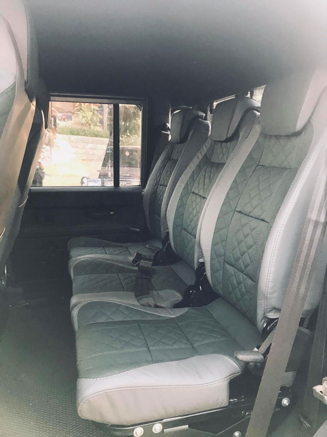 &#34;Siêu Off-road&#34; Landrover Defender 2,5 tỷ lên đồ chơi khủng - 8