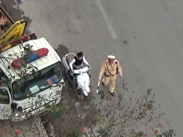 Tin tức trong ngày - Nóng 24h qua: Đình chỉ 20 CSGT vụ "làm luật" như ảo thuật ở Hà Nội