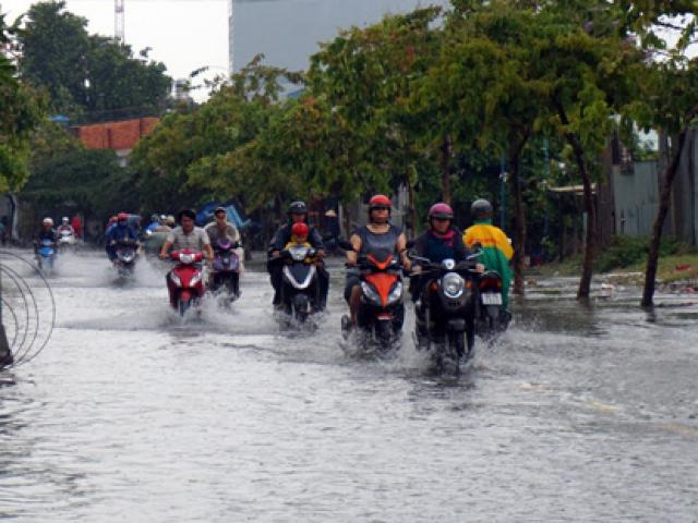 Tin tức trong ngày - Cuối tuần, Bắc Bộ mưa dông, Nam Bộ chấm dứt chuỗi ngày nắng gắt