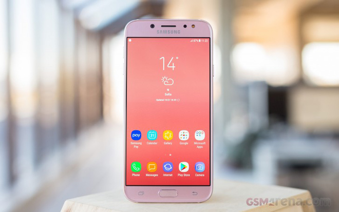 Điểm danh smartphone có camera sống ảo - 2