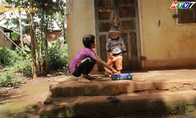 Cô gái Tây Nguyên chưa chồng, cứu đứa trẻ bị bỏ rơi nơi nghĩa địa - 4