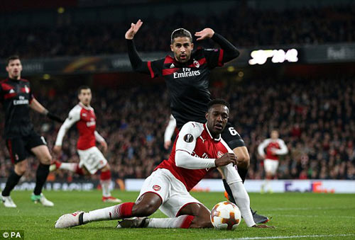 Chi tiết Arsenal - AC Milan: Welbeck hoàn tất cú đúp (KT) - 6
