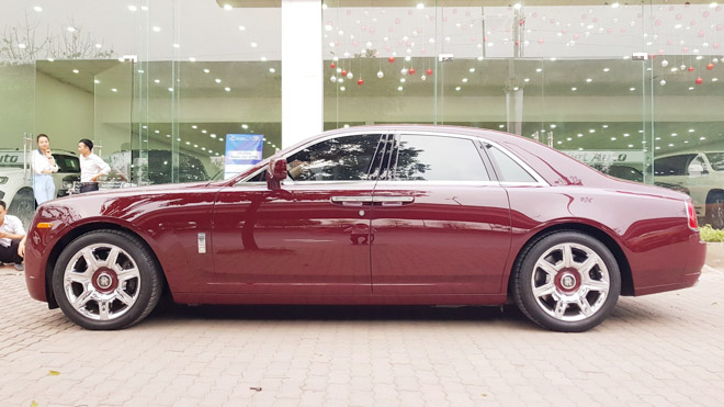 Cơ hội sỡ hữu Roll-Royce Ghost biển ngũ quý giá hơn 11 tỷ đồng - 3