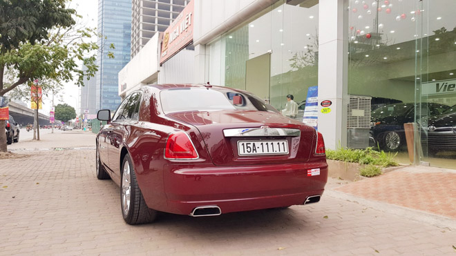 Cơ hội sỡ hữu Roll-Royce Ghost biển ngũ quý giá hơn 11 tỷ đồng - 4