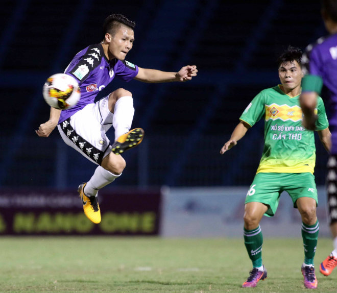 Người đẹp Cần Thơ cuồng nhiệt đón Quang Hải U23 như siêu sao - 6