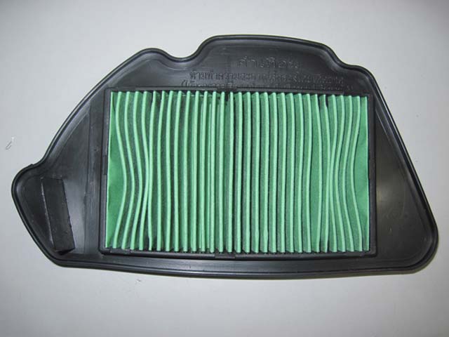 Thế giới xe - Lọc gió xe máy quá bẩn - "thủ phạm" gây tốn xăng trên xe máy