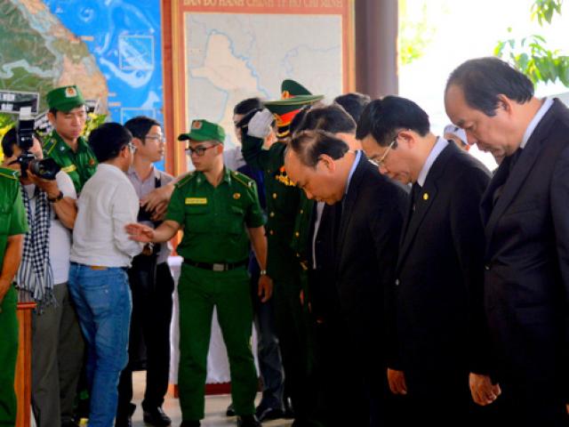 Thủ tướng Nguyễn Xuân Phúc viếng cố Thủ tướng Phan Văn Khải
