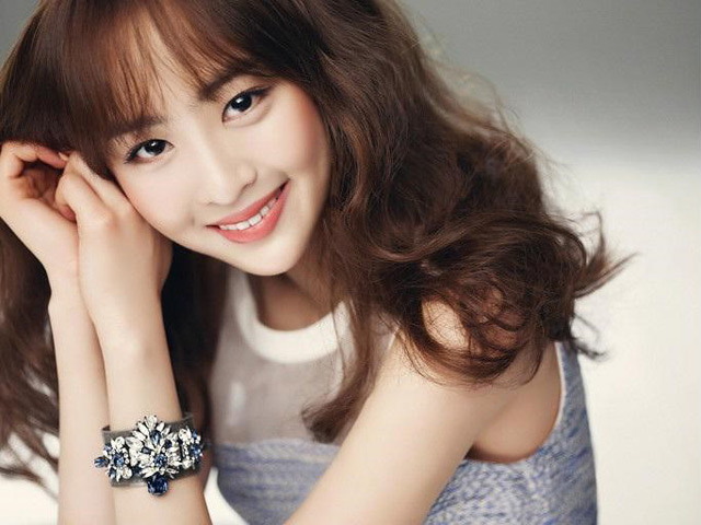 Làm đẹp - Cơ hội trẻ hoá toàn diện bằng tế bào gốc tự thân cho phái đẹp Việt