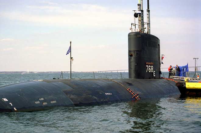 Bên trong tàu ngầm hạt nhân Mỹ phá băng chui lên ở “sân sau” Nga - 1