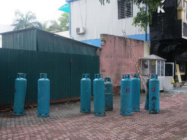 Tin tức trong ngày - Vụ nổ "xé tan" nhà 2 tầng: Có tới 16 bình gas công nghiệp