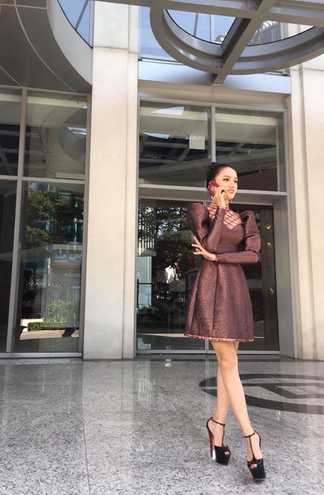 Hương Giang: Từ "thảm họa quần 5cm" tới hoa hậu kiêu kỳ - 14