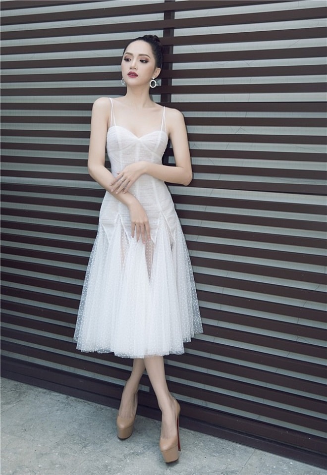 Hương Giang: Từ "thảm họa quần 5cm" tới hoa hậu kiêu kỳ - 13