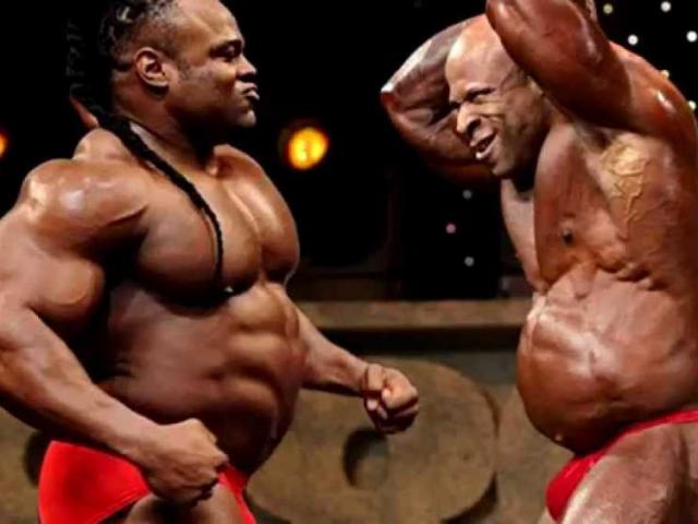 Thể thao - 10 "quái vật" thể hình cơ bắp "khủng" mà bụng phệ: Thế giới ngỡ ngàng