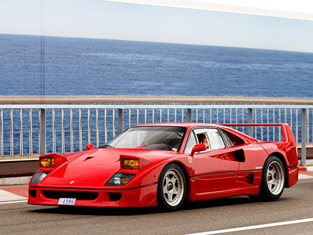 Ngắm xe - Ferrari F40: Siêu xe có thiết kế đẹp qua thời gian