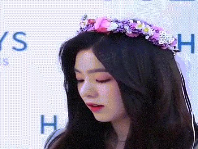 Bạn trẻ - Cuộc sống - Hot girl Hàn đẹp "lịm tim" khiến con gái cũng phải say mê