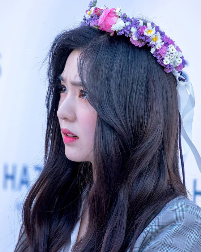 Cô gái đó là Irene &#40;sinh năm 1991&#41;, thành viên của nhóm nhạc Red Velvet.&nbsp;