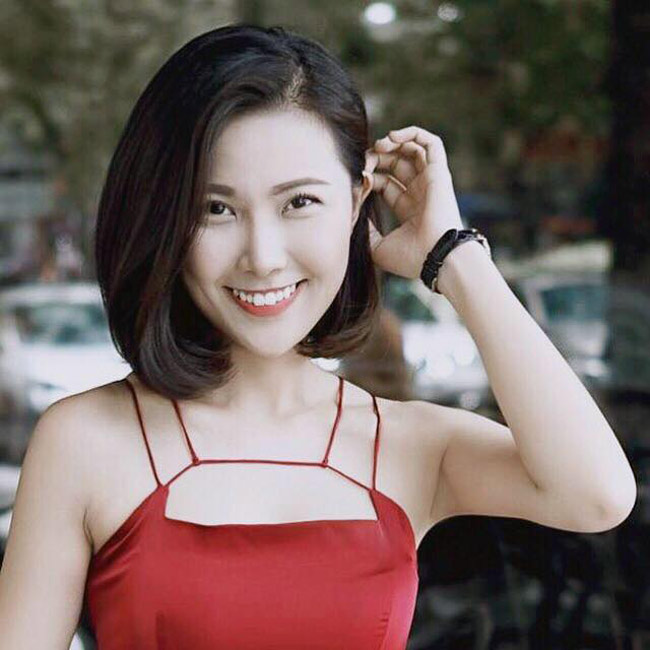 Cùng với Mai Ngọc, Nguyễn Quỳnh Hoa (sinh năm 1992) là MC Dự báo thời tiết được khán giả yêu mến của Đài truyền hình Việt Nam. 