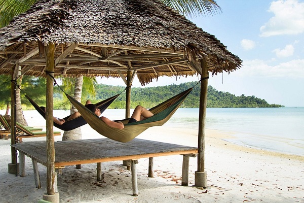 Quên Bali đi, đây mới là địa điểm đẹp “thần sầu” ngay gần Việt Nam - 7