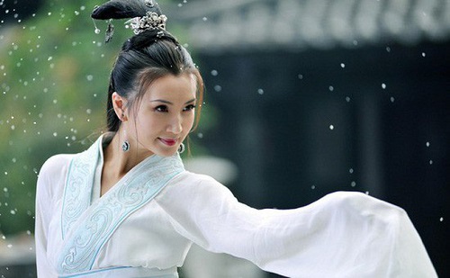 Mỹ nhân khiến quân - thần hại nhau trong &#34;Tam Quốc&#34; - 1