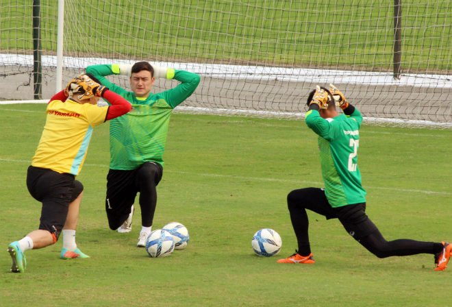 Vắng Tiến Dũng U23, Lâm &#34;Tây&#34; ghi điểm với HLV Park Hang Seo - 2