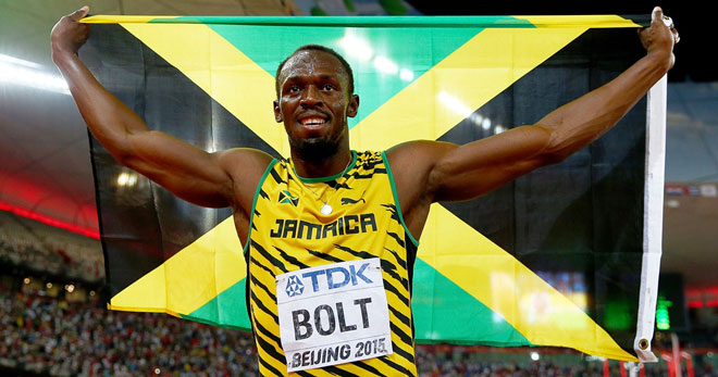 Usain Bolt tập cùng &#34;nam thần&#34; Marco Reus: Đánh đầu ghi bàn, khán giả phấn khích - 1