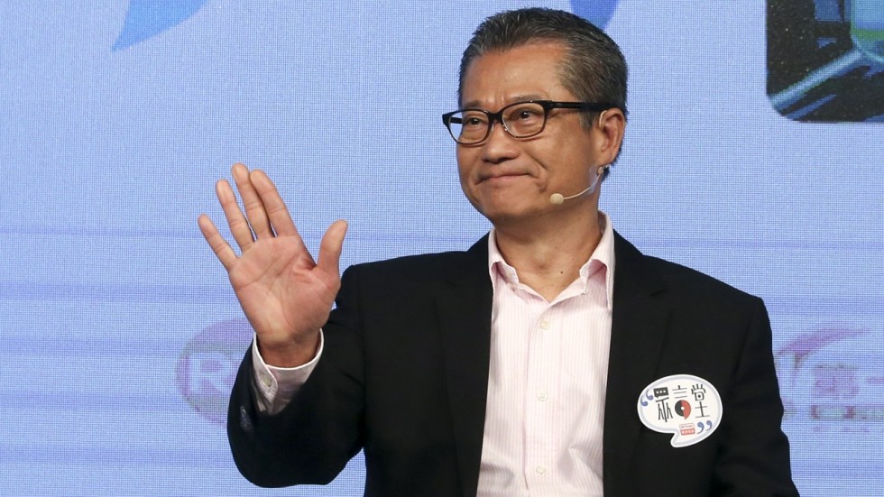 Hong Kong phát 1,4 tỉ USD cho 2,8 triệu dân - 2