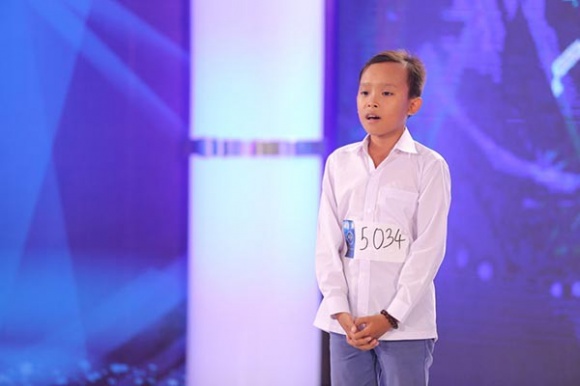 Hồ Văn Cường &#34;trổ mã&#34; thế này sau 2 năm đăng quang Giọng hát Việt nhí - 2