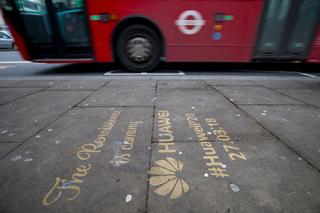 Huawei tung chiêu troll Apple và Samsung trước ngày ra mắt P20 - 3