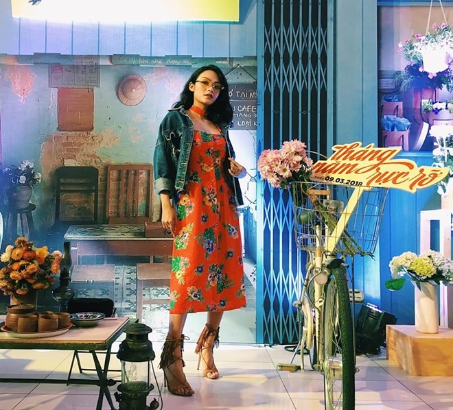 Thời trang tắc kè hoa của con gái "nữ hoàng cảnh nóng" Việt Nam - 8