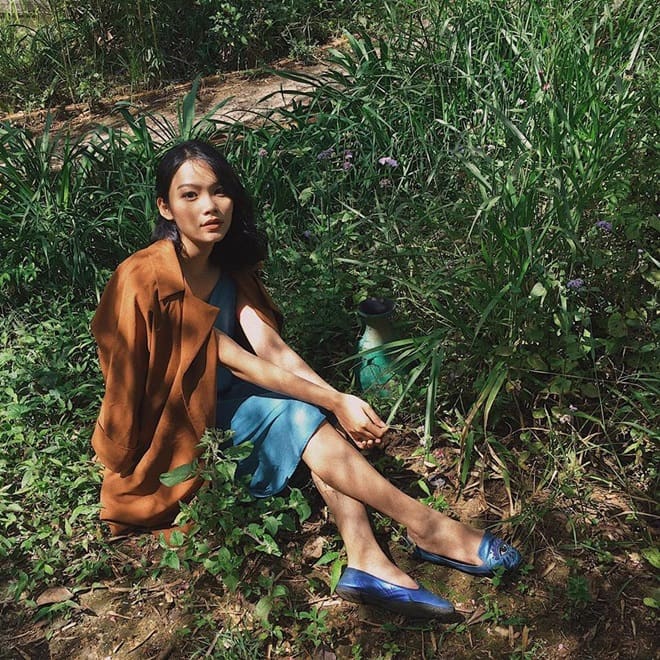 Thời trang tắc kè hoa của con gái "nữ hoàng cảnh nóng" Việt Nam - 7