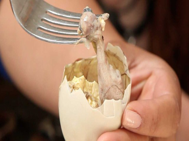 10 món ăn đường phố chỉ nhìn thôi đã muốn tránh xa trăm mét - 10