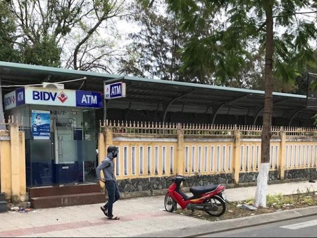 2 người Trung Quốc lắp camera trộm mã pin ATM ở Đà Nẵng