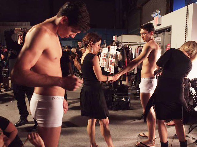 Người mẫu - Hoa hậu - Mẫu nam tiết lộ bỏ nghề vì bị quấy rối tình dục