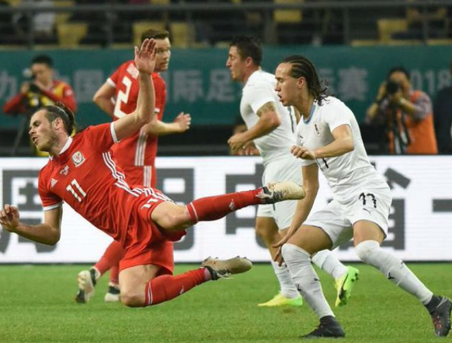 Xứ Wales - Uruguay: &#34;Sát thủ&#34; ra tay, lu mờ Bale - Suarez - 1