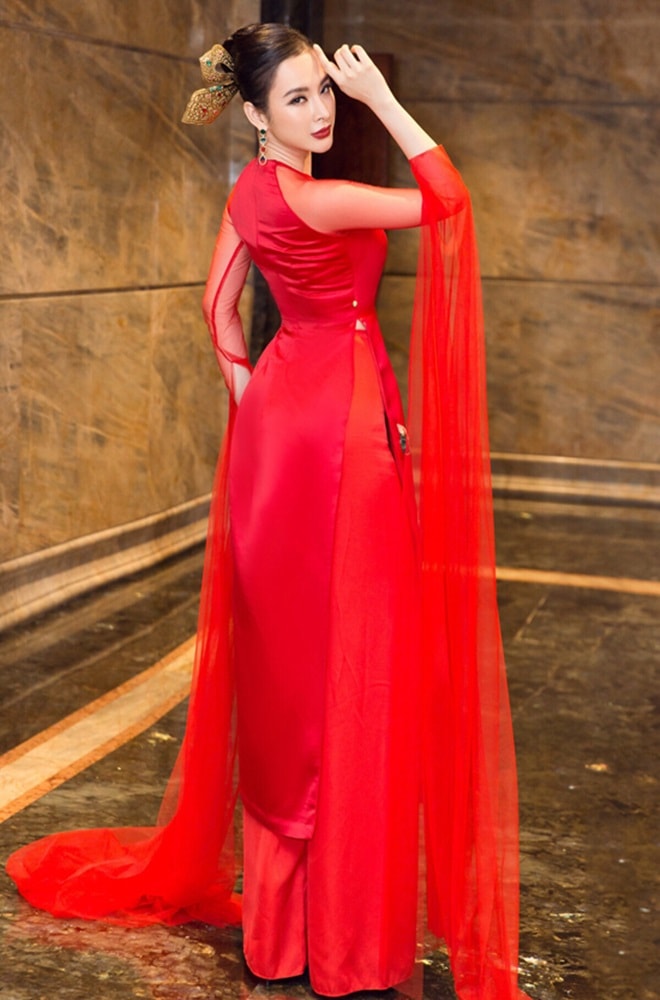 Angela Phương Trinh và Mỹ Linh tha thướt áo dài cầu kỳ - 6