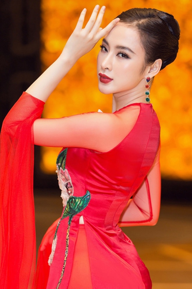 Angela Phương Trinh và Mỹ Linh tha thướt áo dài cầu kỳ - 5