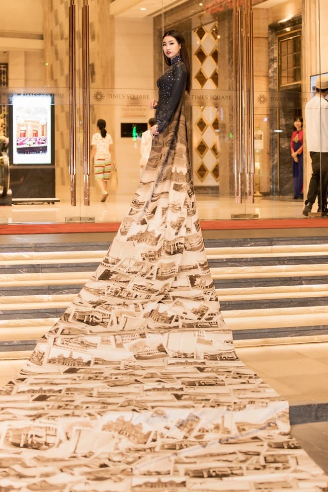 Angela Phương Trinh và Mỹ Linh tha thướt áo dài cầu kỳ - 11