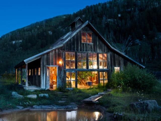 Du lịch - Ít ai biết khu nghỉ dưỡng sang chảnh này ban đầu vốn là thành phố "ma"